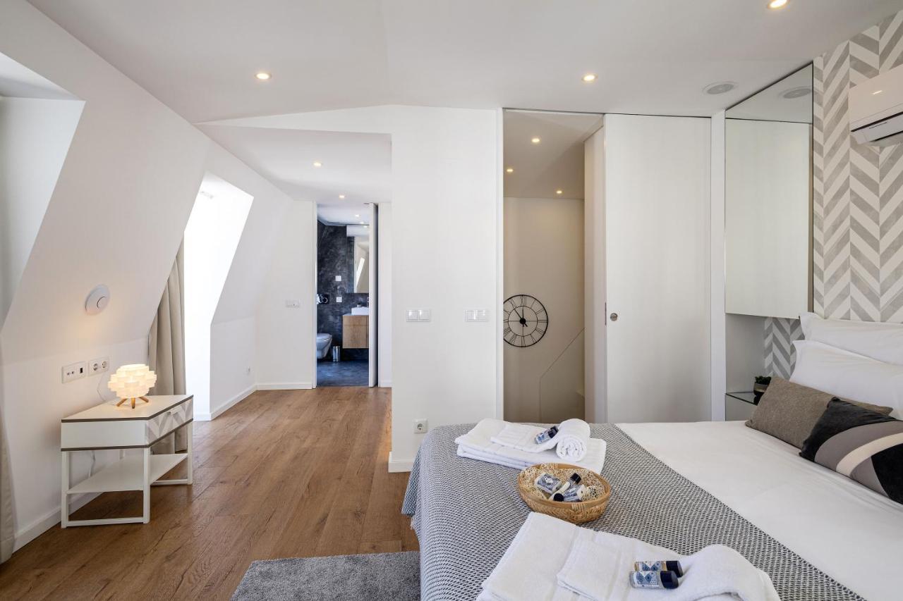Alcantara Factory I Apartment