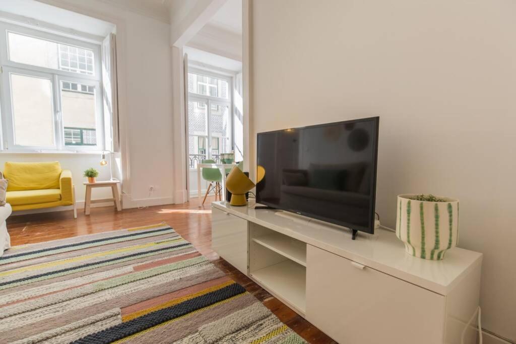 135 A - In Tranquil Flat In Alfama Near Se And Castle Appartement Lissabon