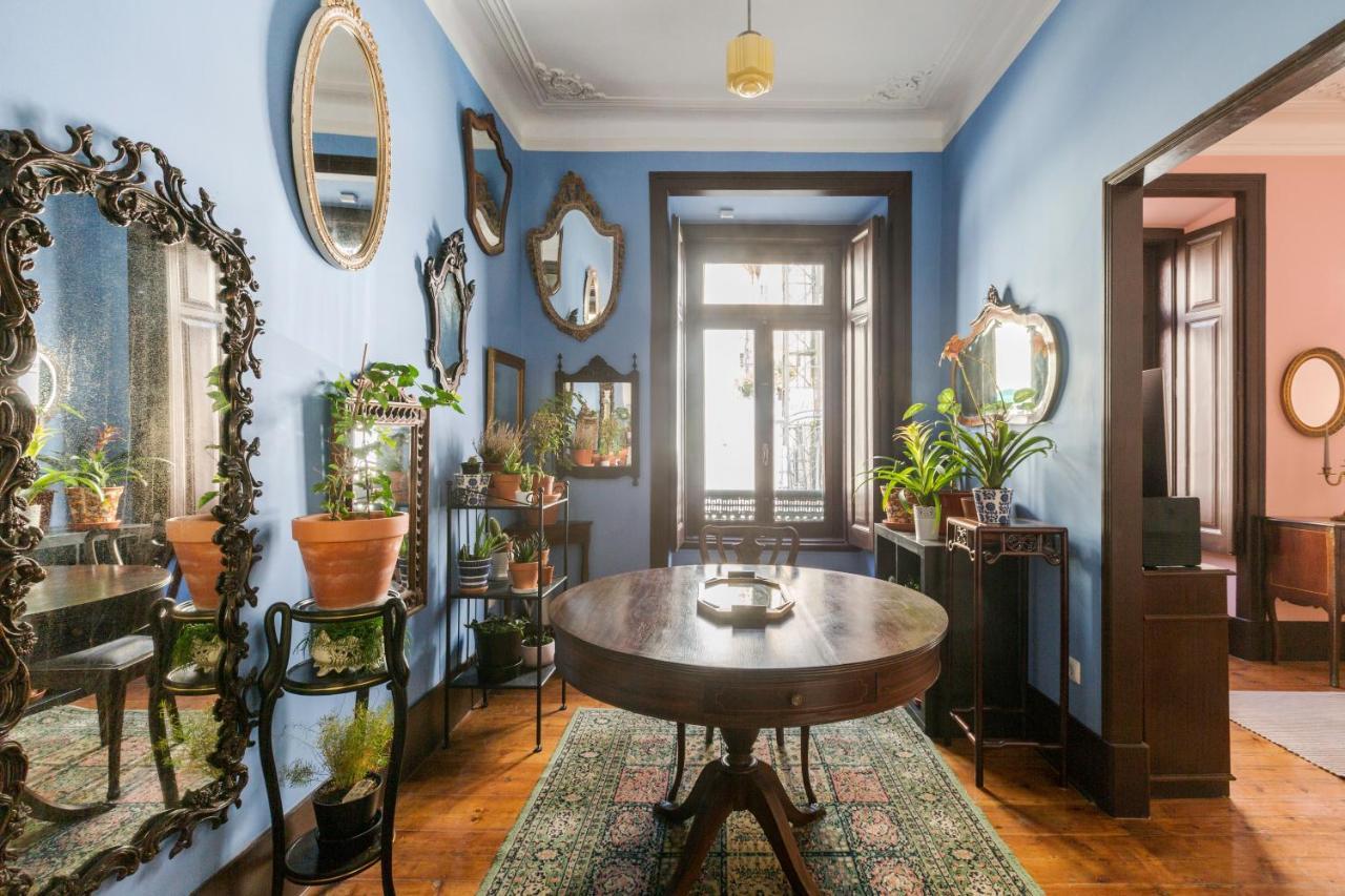 Charming In A 19th Century Building Appartement *
