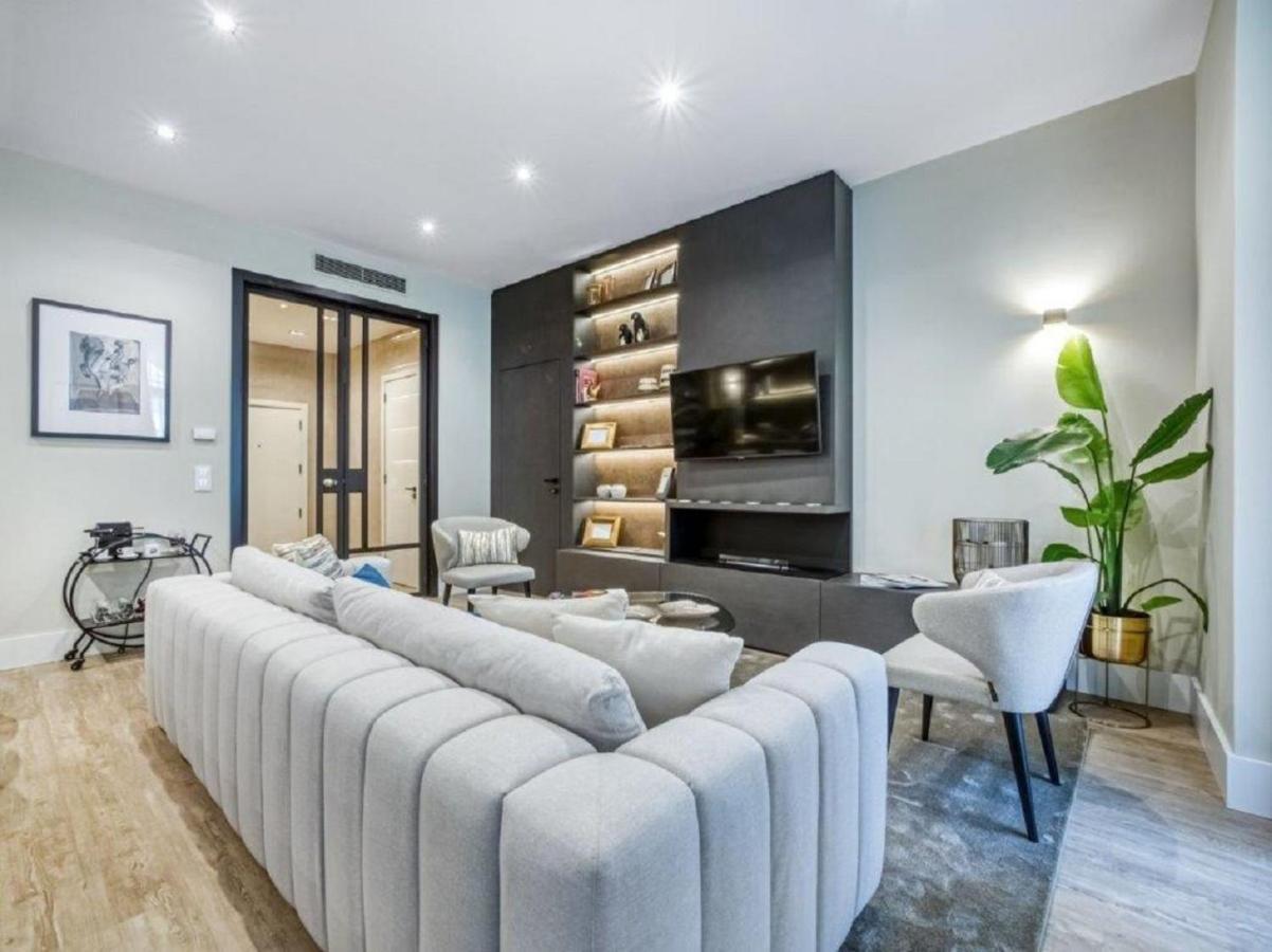 Stunning Near Avenue Liberdade Lissabon