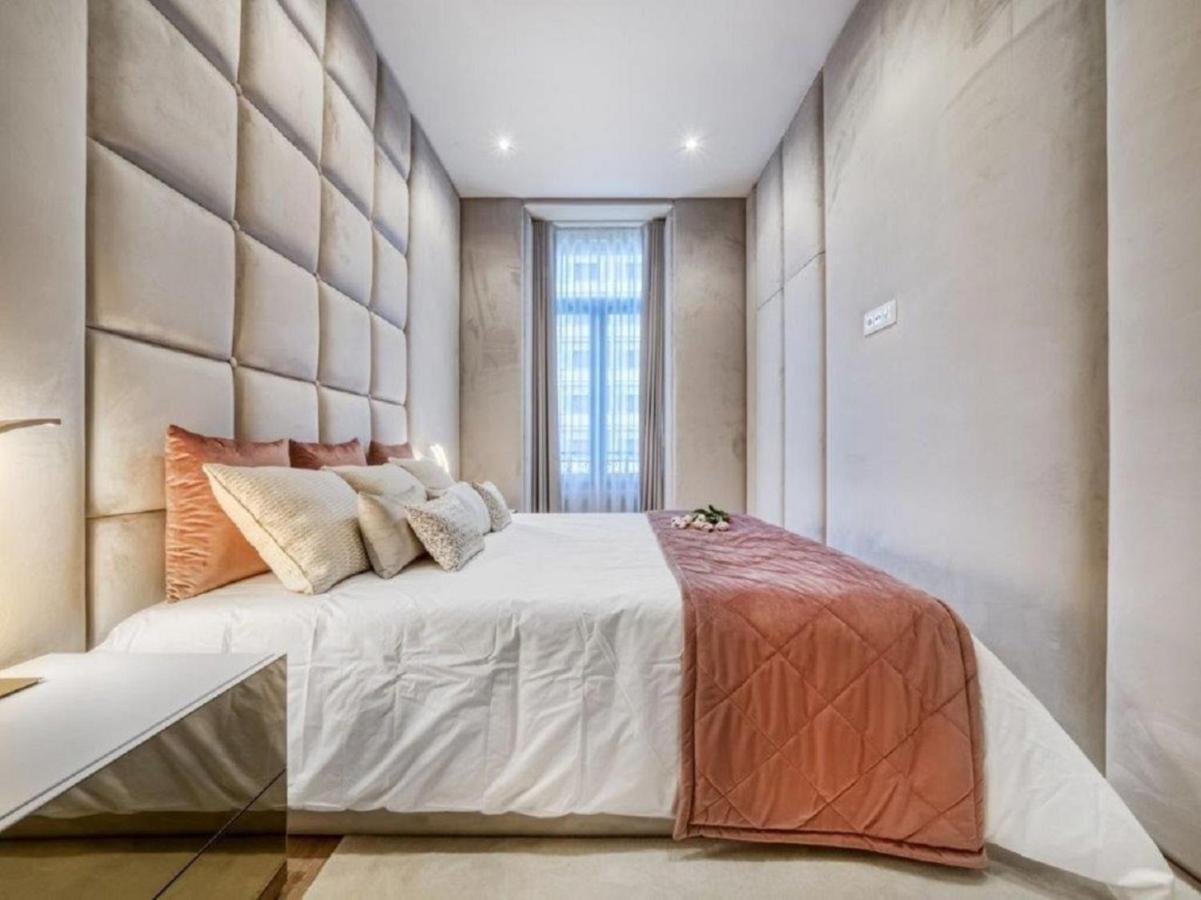 Stunning Near Avenue Liberdade Appartement Lissabon