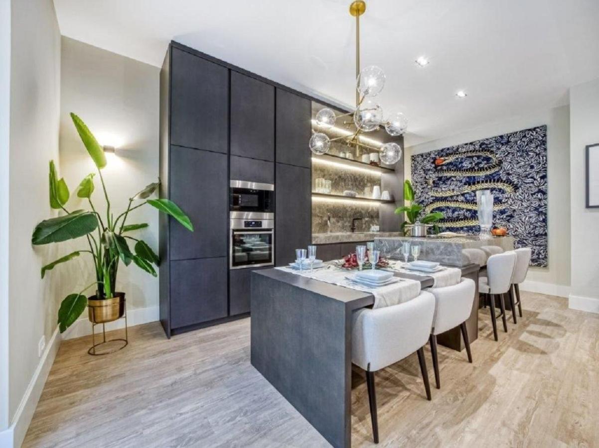 Stunning Near Avenue Liberdade Appartement Lissabon