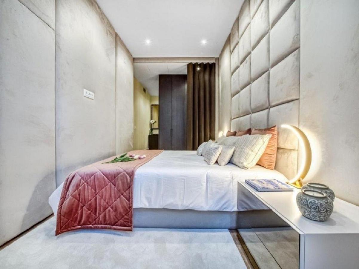 Stunning Near Avenue Liberdade Appartement Lissabon
