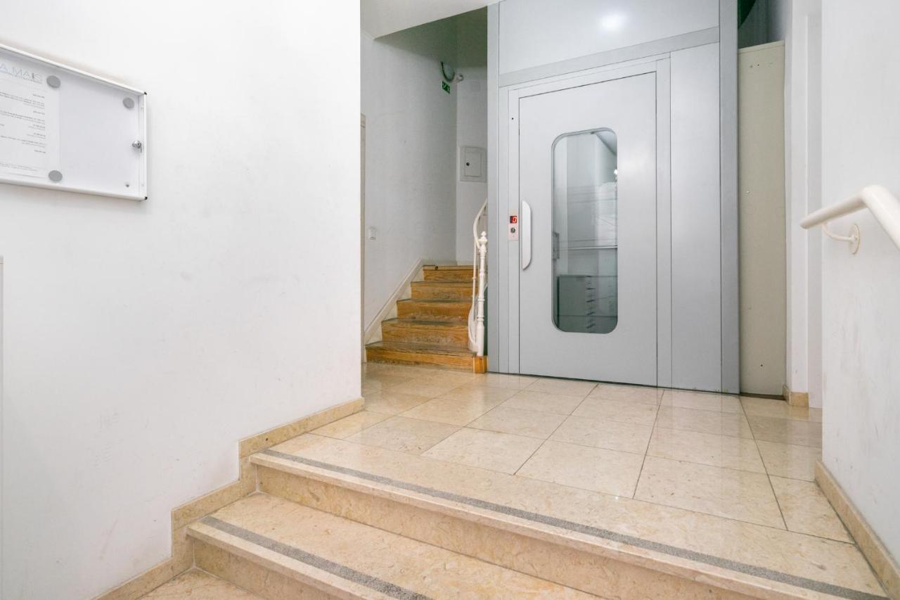Whome Premium Family W/ Lift, Ac & Barbecue * Lisboa