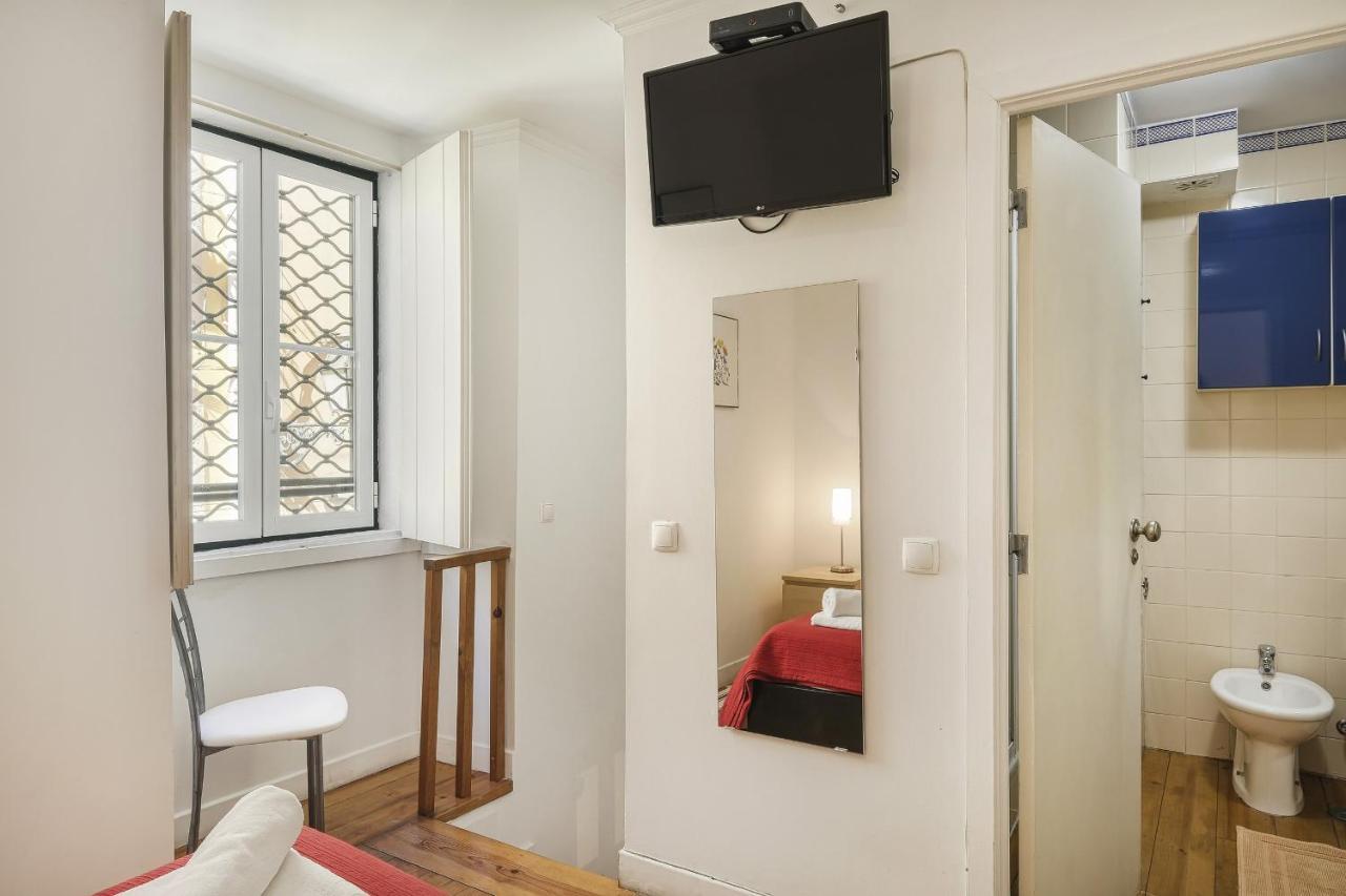 Lovely Bright Duplex - Prime Location *