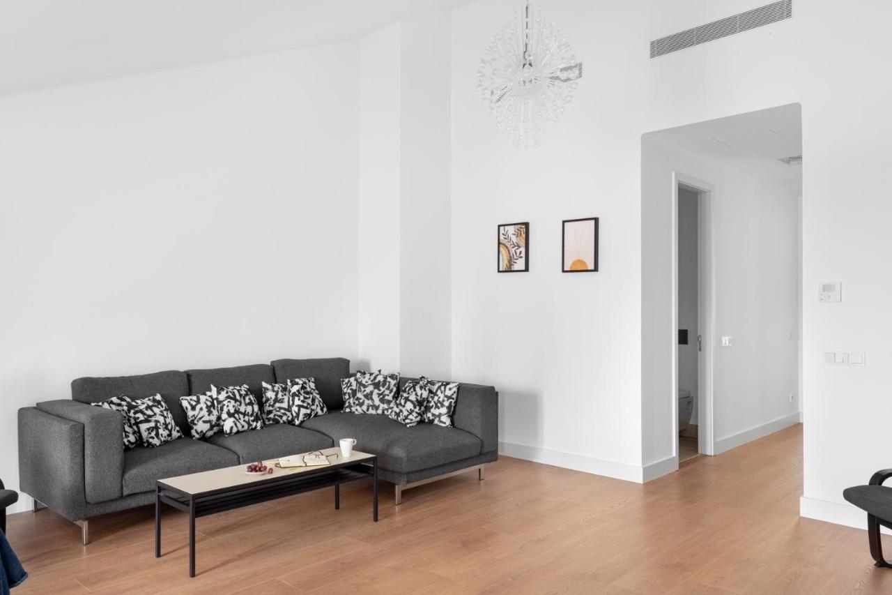 Joivy Modern Flat With River View Near Bica Elevator * Lisbon
