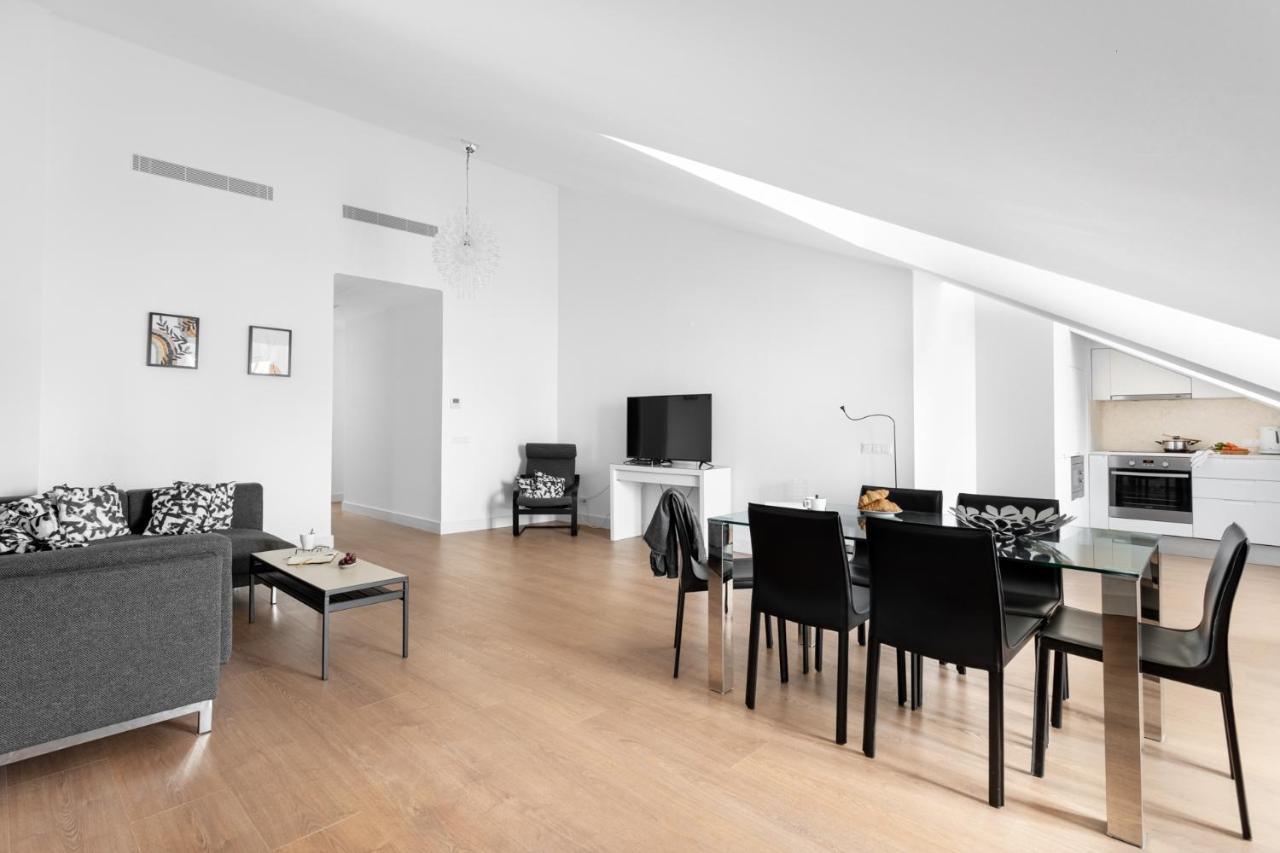 Joivy Modern Flat With River View Near Bica Elevator * Lisbon