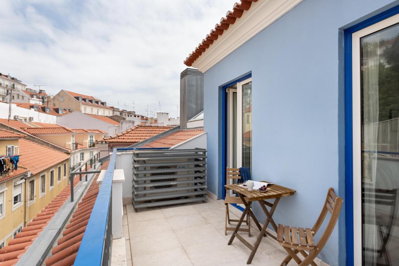 Apartment Joivy Modern Flat With River View Near Bica Elevator Lisbon