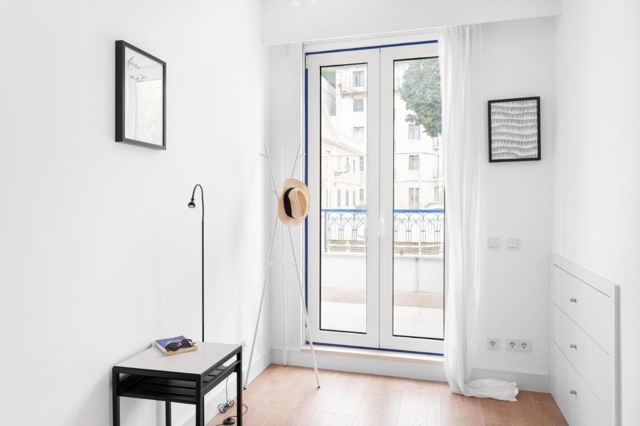 Apartment Joivy Modern Flat With River View Near Bica Elevator *