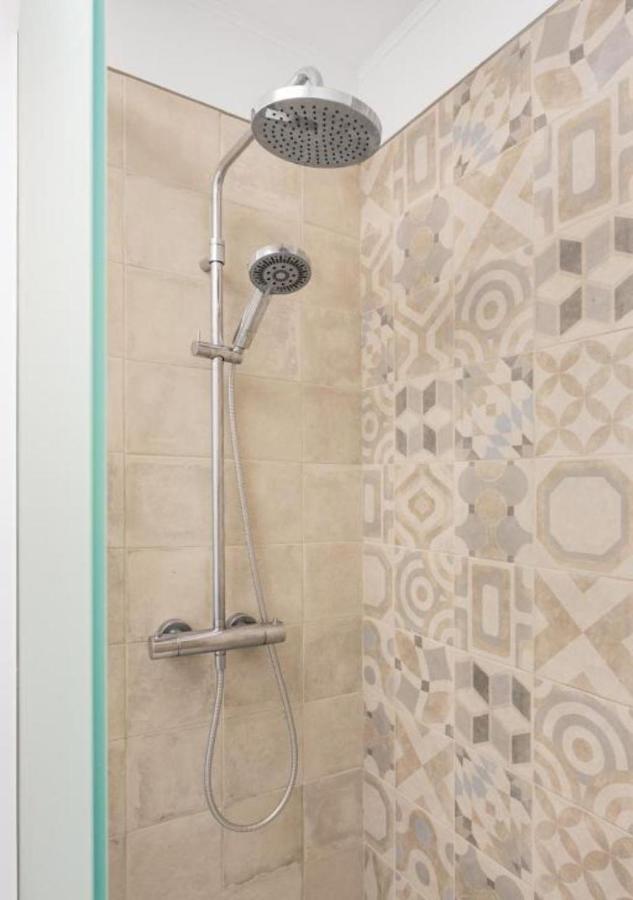 Joivy Modern Flat With River View Near Bica Elevator Apartment Lisbon