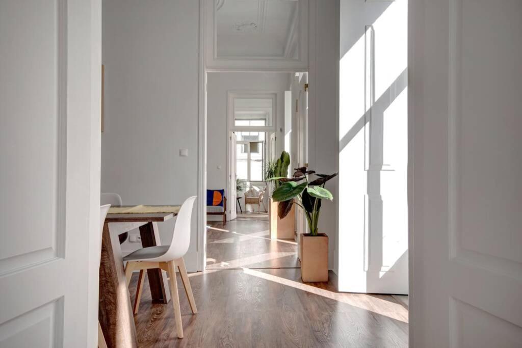 Unique Sao Bento Ideal For A Group Apartment Lissabon