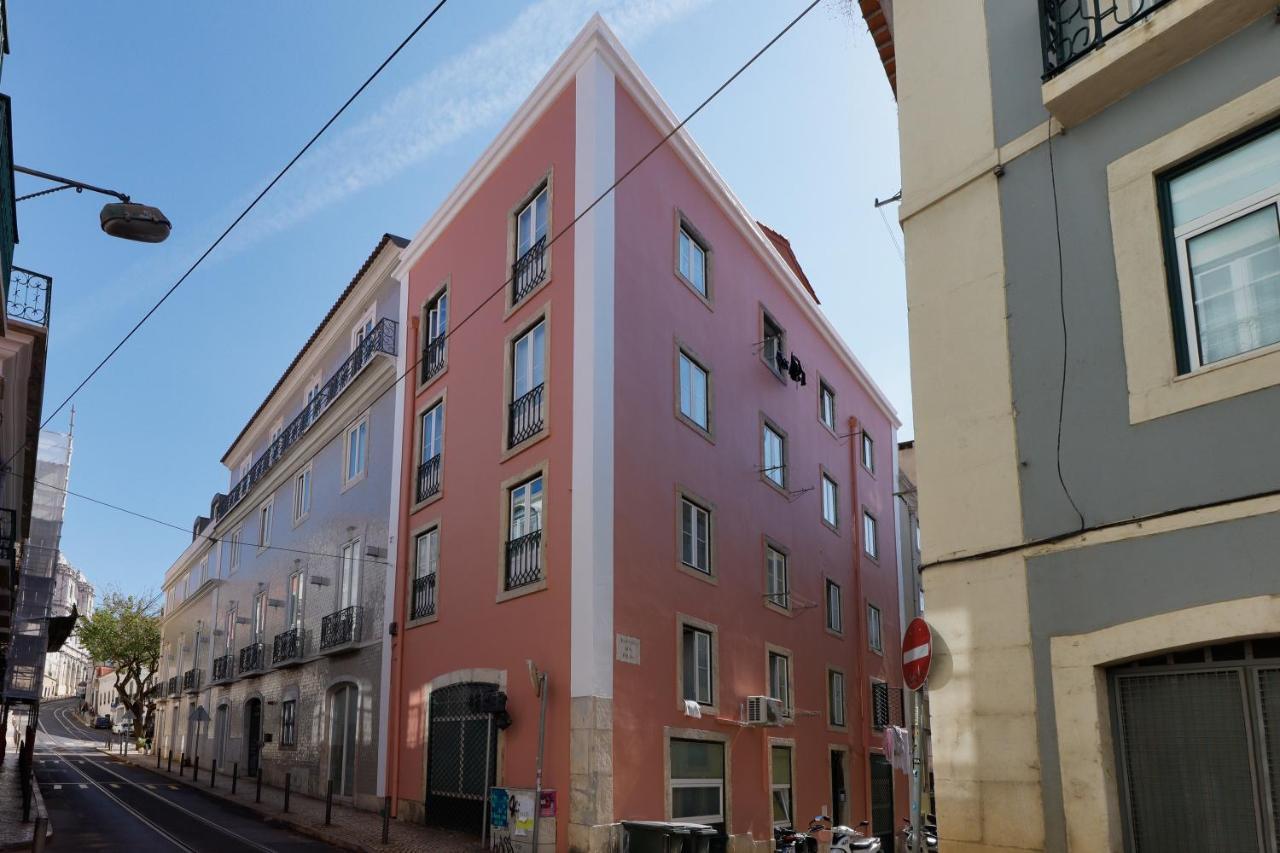 Lovely Bright Duplex - Prime Location Appartement Lissabon