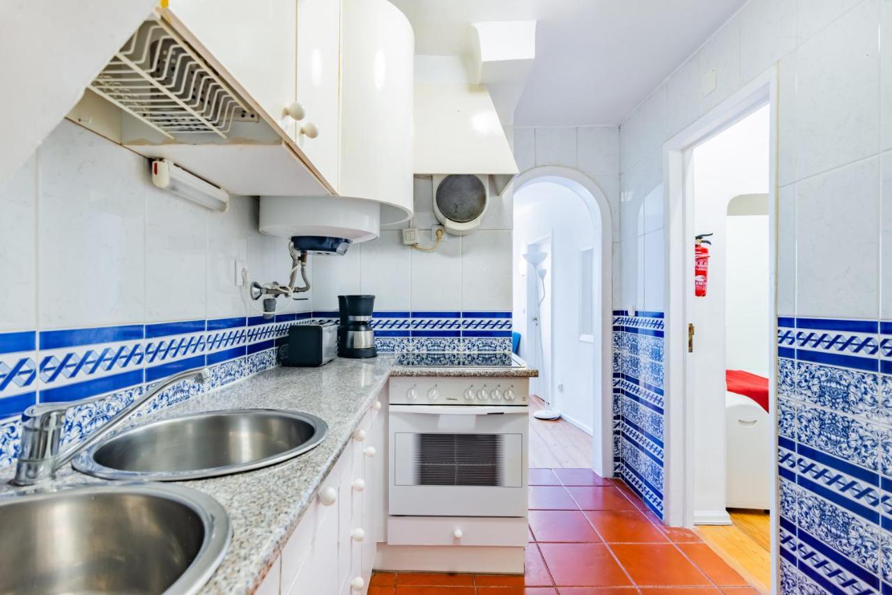 Appartement 2br At Chiado Historical Heart Of