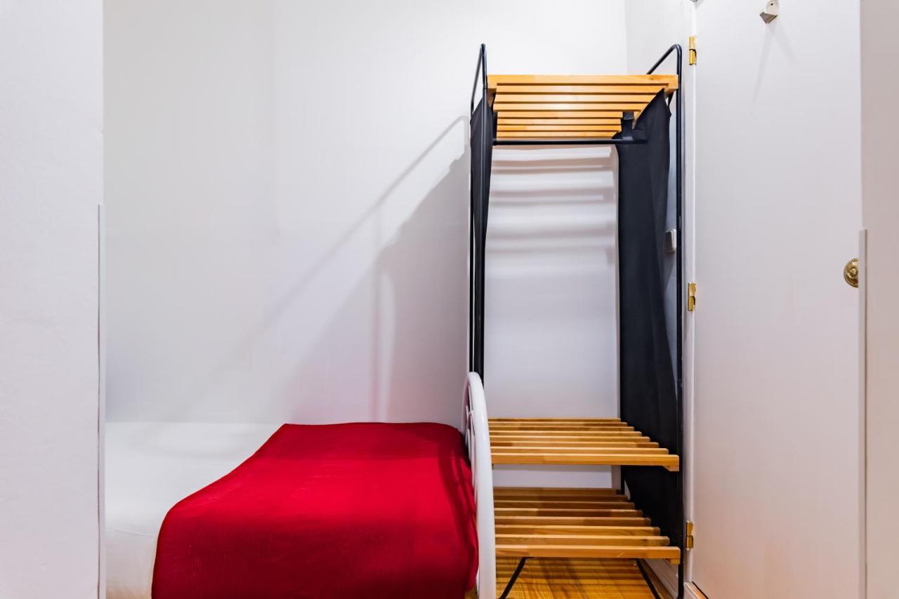 Appartement 2br At Chiado Historical Heart Of