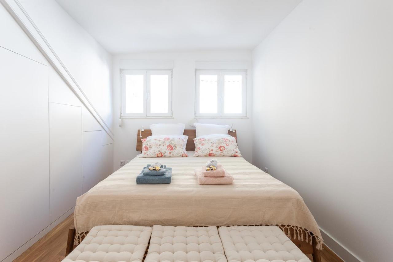 Alfama Charming With Amazing River View And Terrace Lissabon