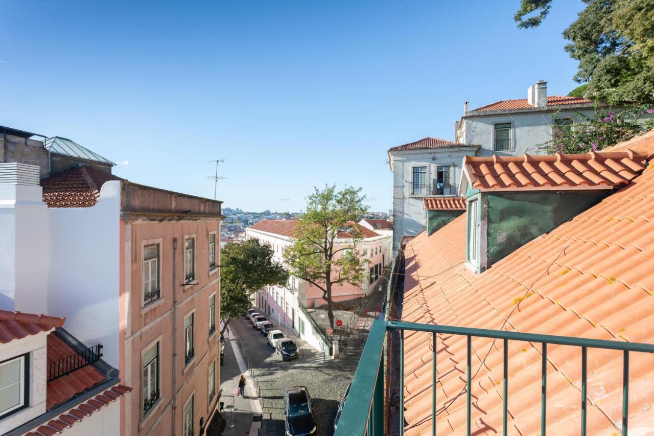 Alfama Charming With Amazing River View And Terrace Appartement Lisboa