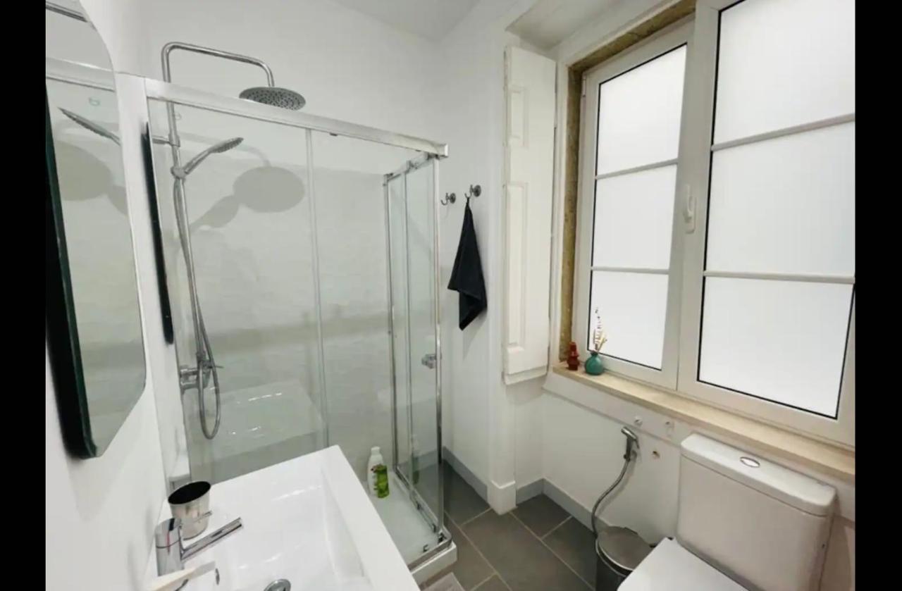 Beautiful And Stylish 5br In The Heart Of Chiado