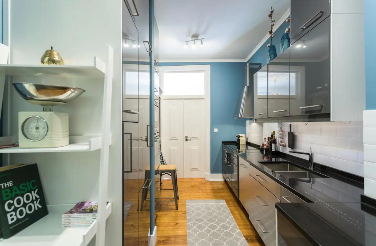 Beautiful And Stylish 5br In The Heart Of Chiado Appartement Lissabon