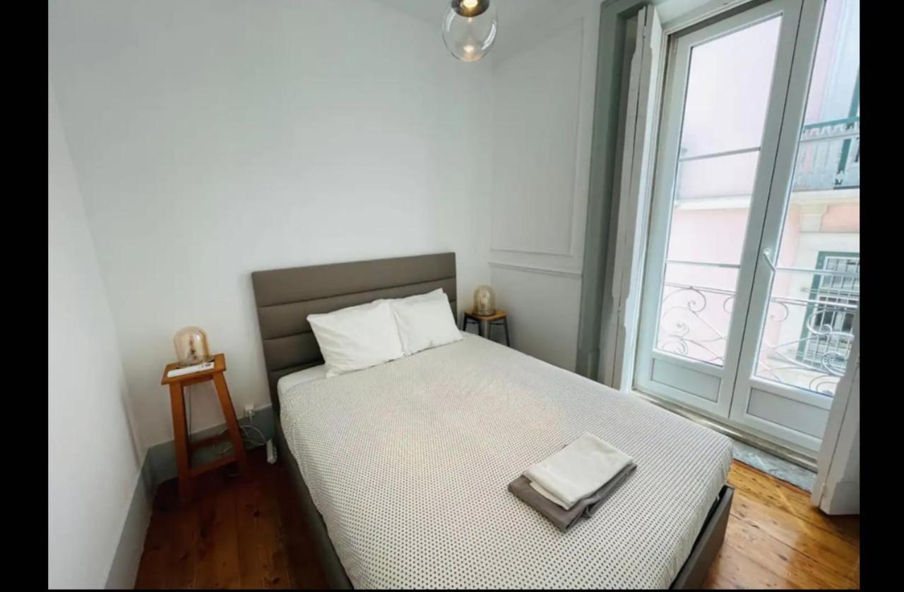 Beautiful And Stylish 5br In The Heart Of Chiado Appartement