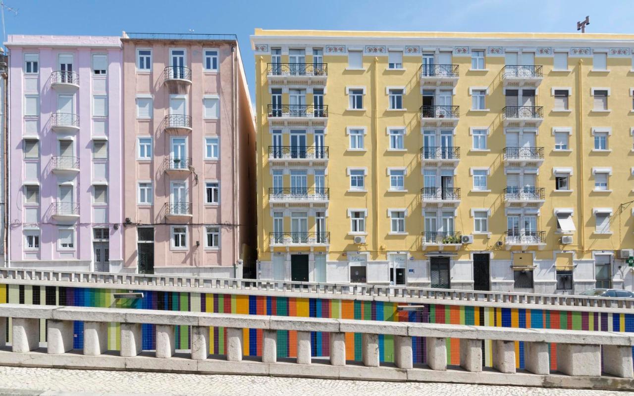 Rainbow Wall Loft * Lissabon