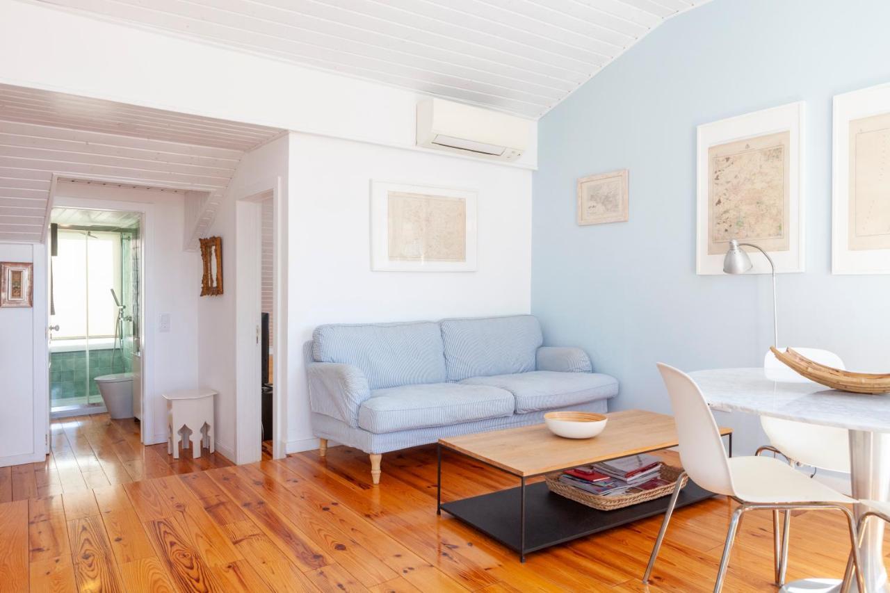Appartement Alfama Stunning River And Historic Views 2bedrooms & 2bathrooms Ac Balcony 18th Century Building Lisboa