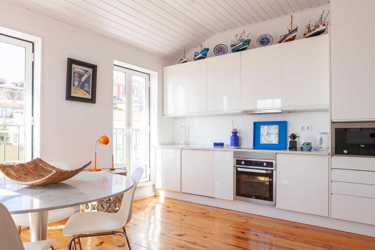 Alfama Stunning River And Historic Views 2bedrooms & 2bathrooms Ac Balcony 18th Century Building