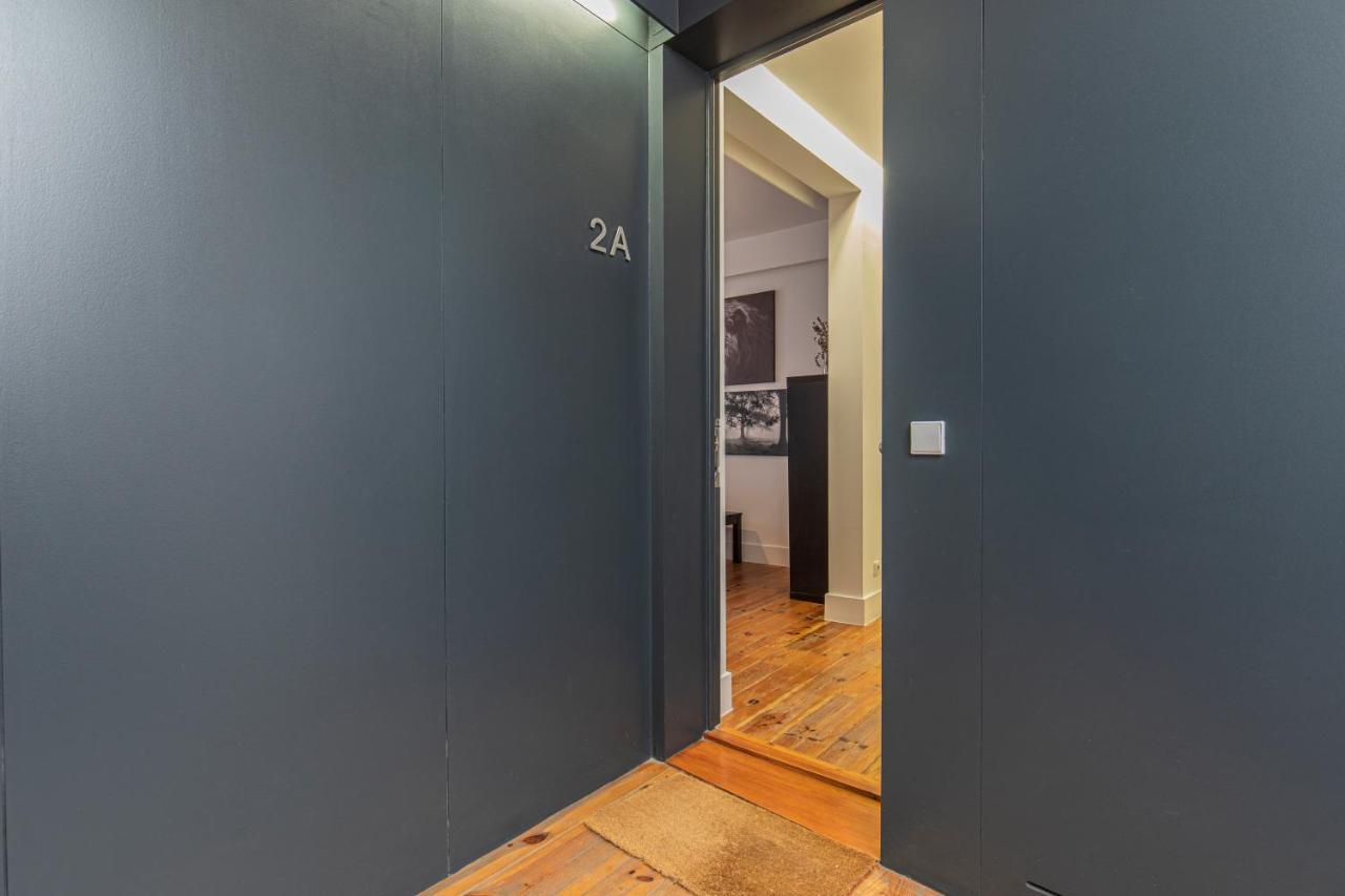 32 -lovely 2 Bedroom In Principe Real Apartment Lisbon