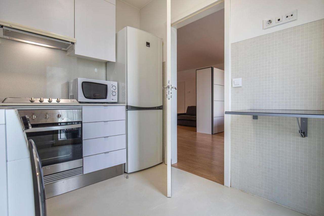 Bright & Comfy Flat In By Lovelystay Apartment Lissabon