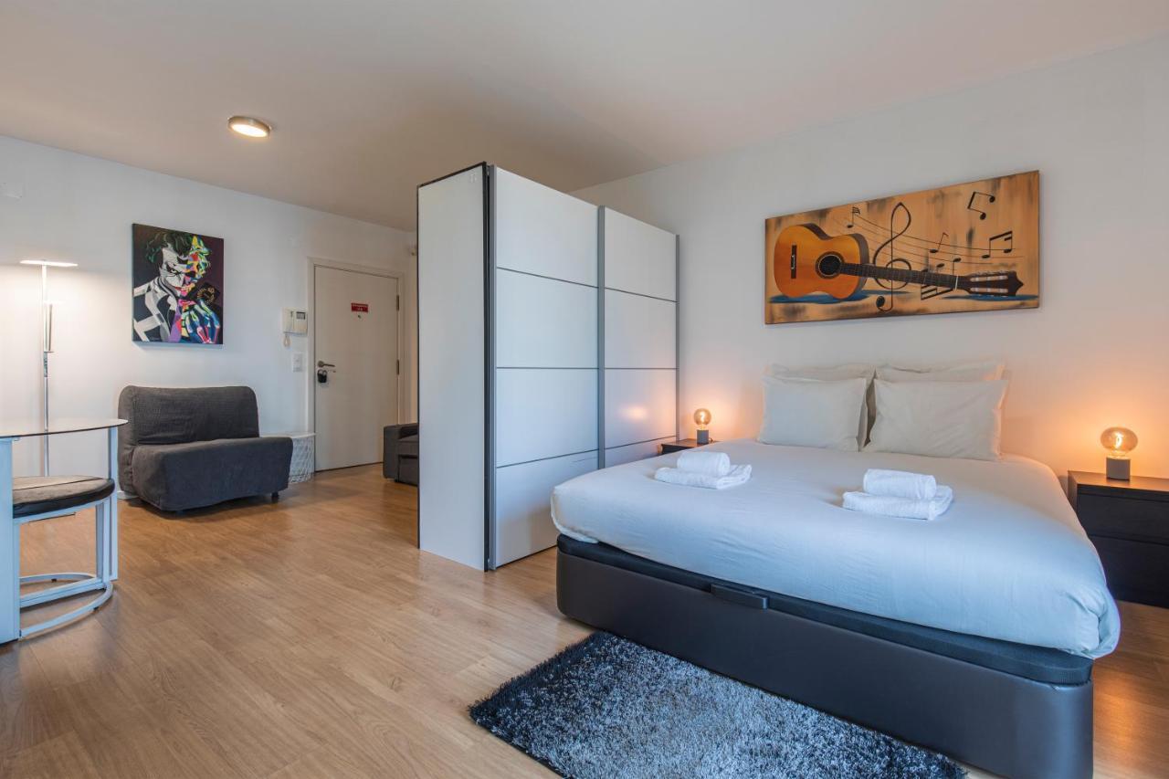 Bright & Comfy Flat In By Lovelystay Apartment Lissabon