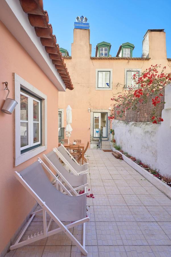 Amazing Terrace And Riverview In Historical *