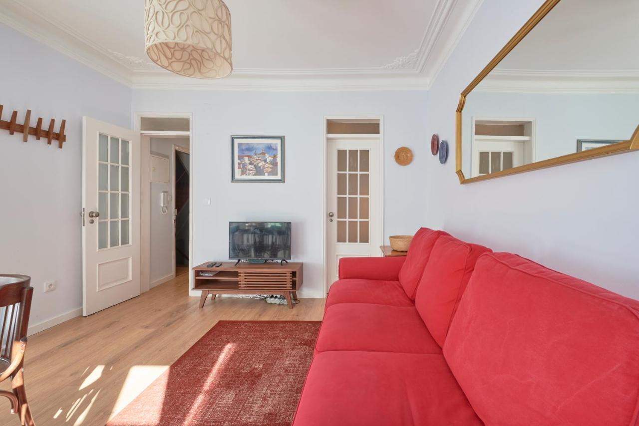 Amazing Terrace And Riverview In Historical Appartement