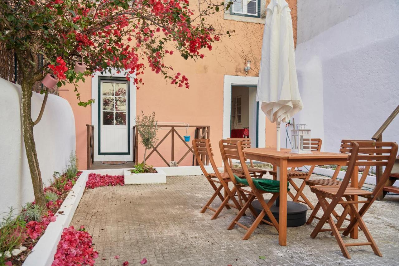 Amazing Terrace And Riverview In Historical Appartement *