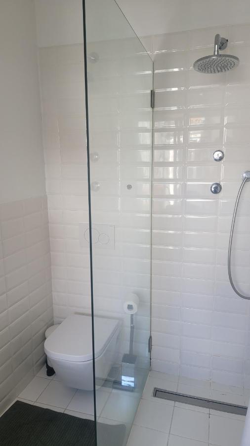 Maison d'hôtes Tiny With Private Bathroom - Bairro Alto Lisboa