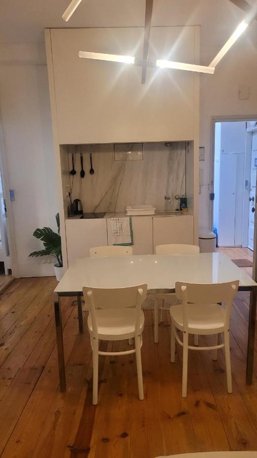 Maison d'hôtes Tiny With Private Bathroom - Bairro Alto
