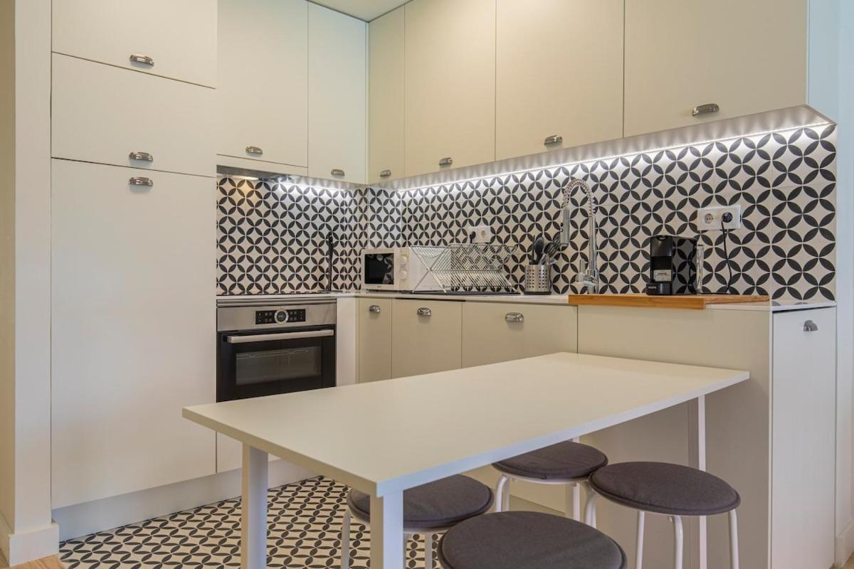 Appartement Joao Da Mata 2 Bedroom With Pool By Innkeeper