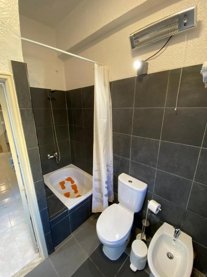 Tomás Surf Shelter Apartment