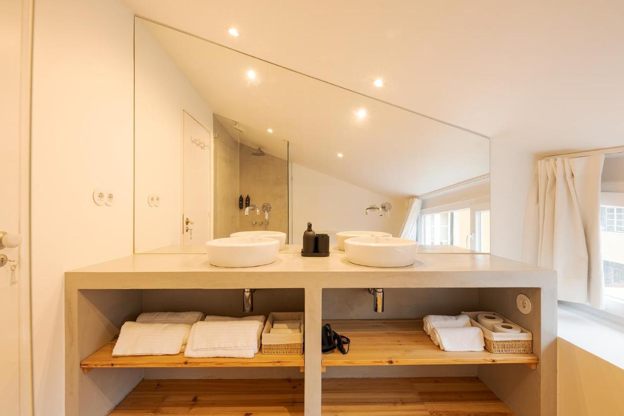 The Yellow House - Duplex With Local Charm * Lissabon