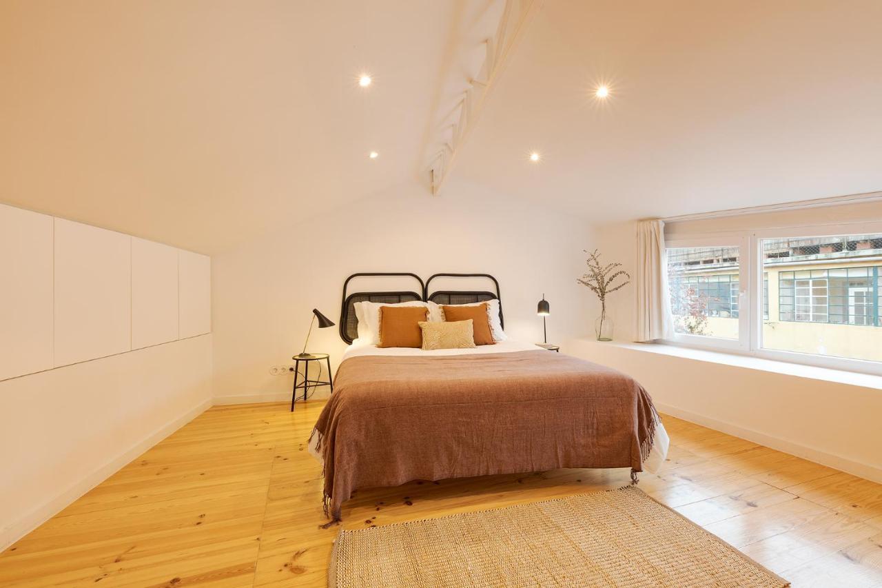 The Yellow House - Duplex With Local Charm Lissabon