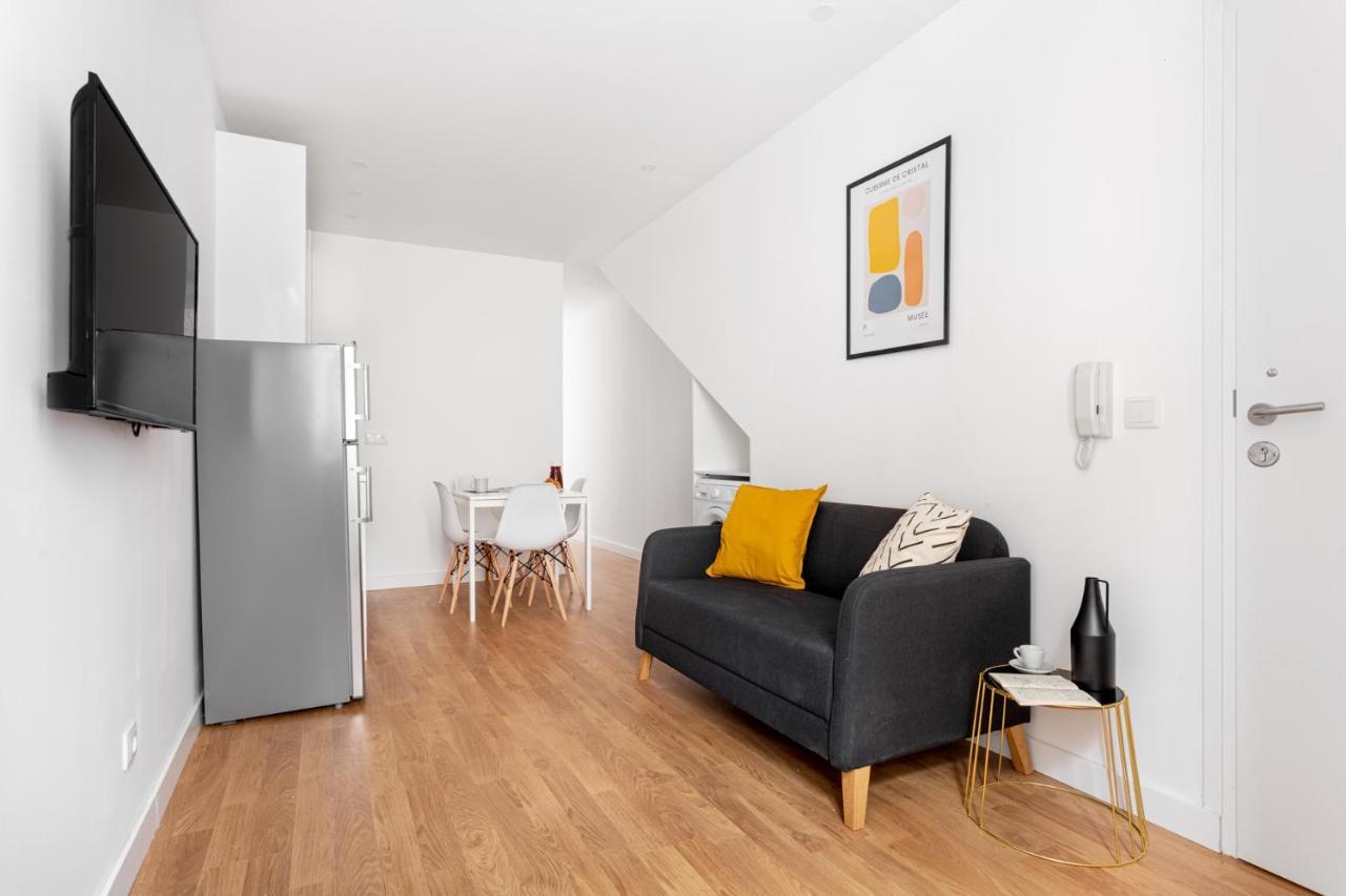 Altido Brand New Elegant With Terraces In Ajuda Appartement