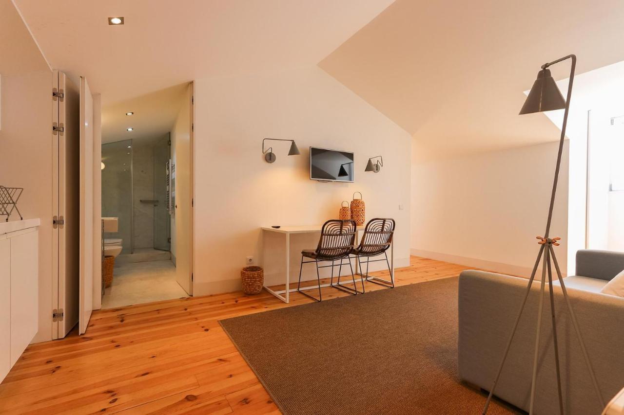 Combro By Homing Apartment