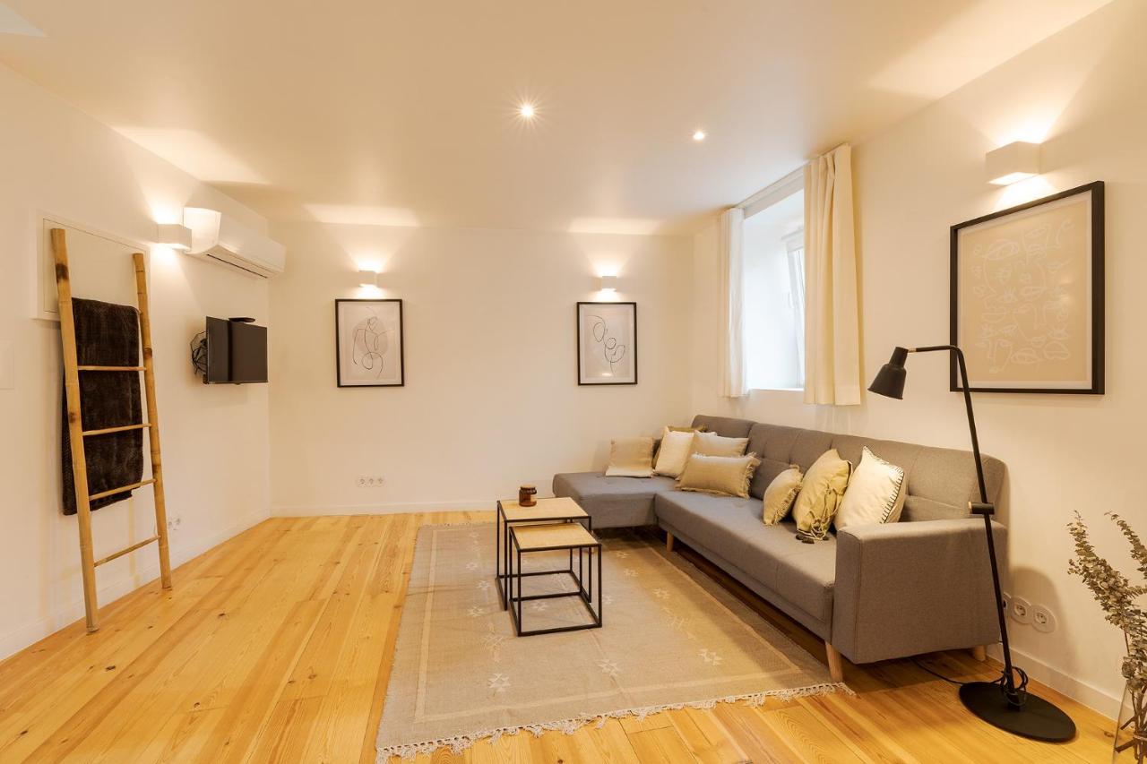 The Yellow House - Duplex With Local Charm Apartment