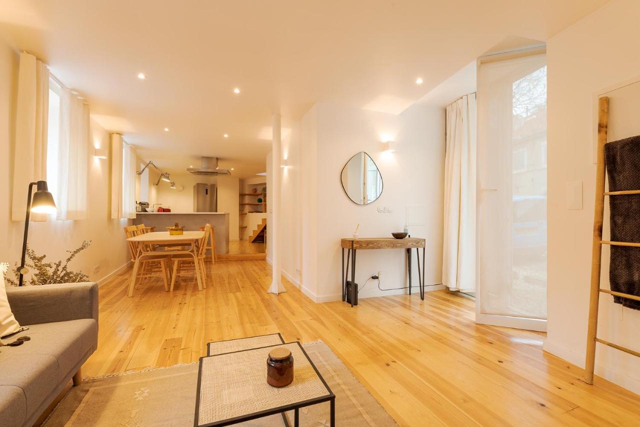 The Yellow House - Duplex With Local Charm Apartment