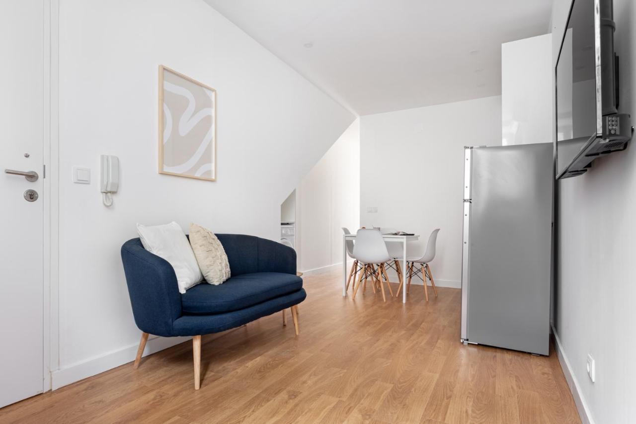 Altido Brand New Elegant With Terraces In Ajuda Appartement