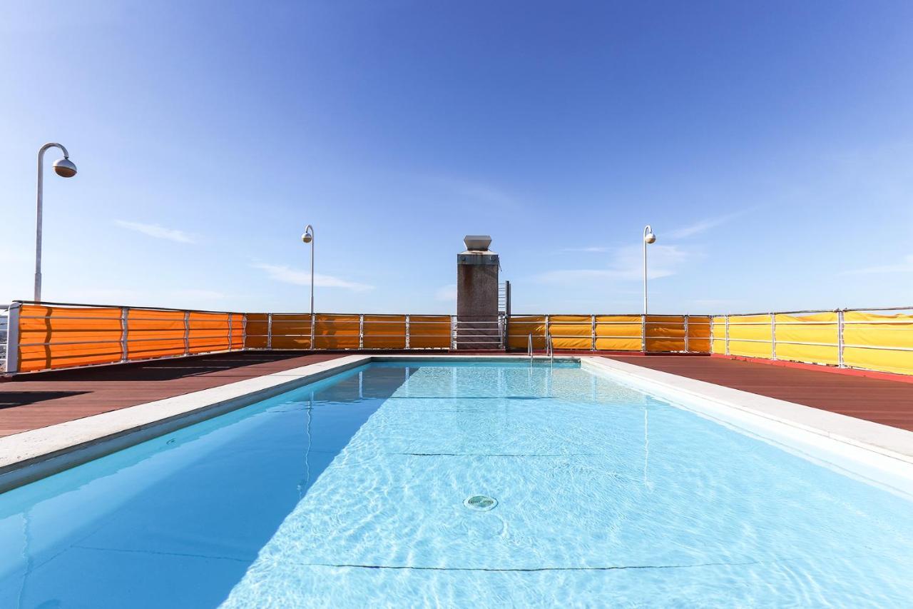 Flower 360º - Your Lovely Flat With Pool And Parking Apartment Lisbon