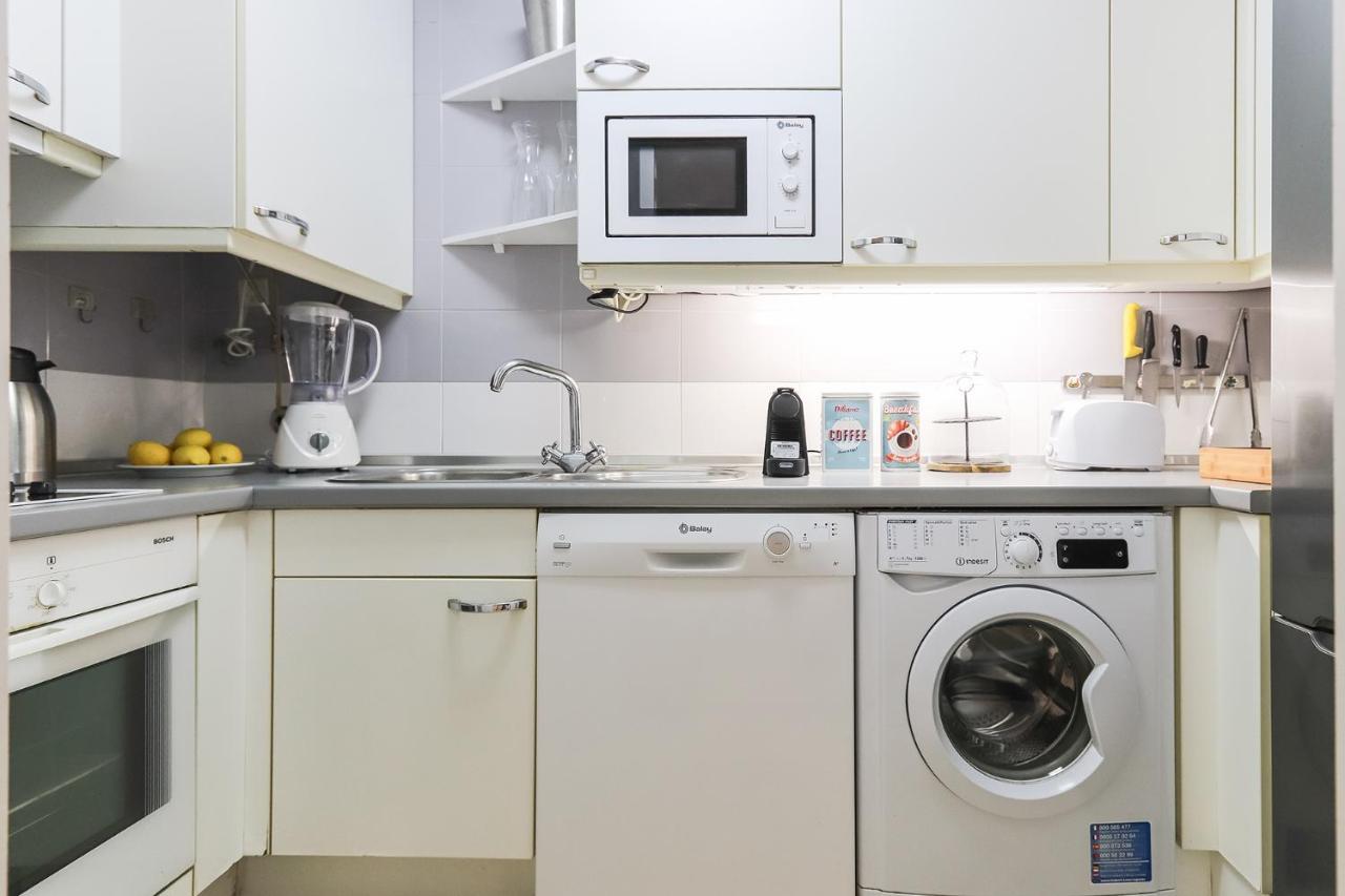 Flower 360º - Your Lovely Flat With Pool And Parking * Lisbon