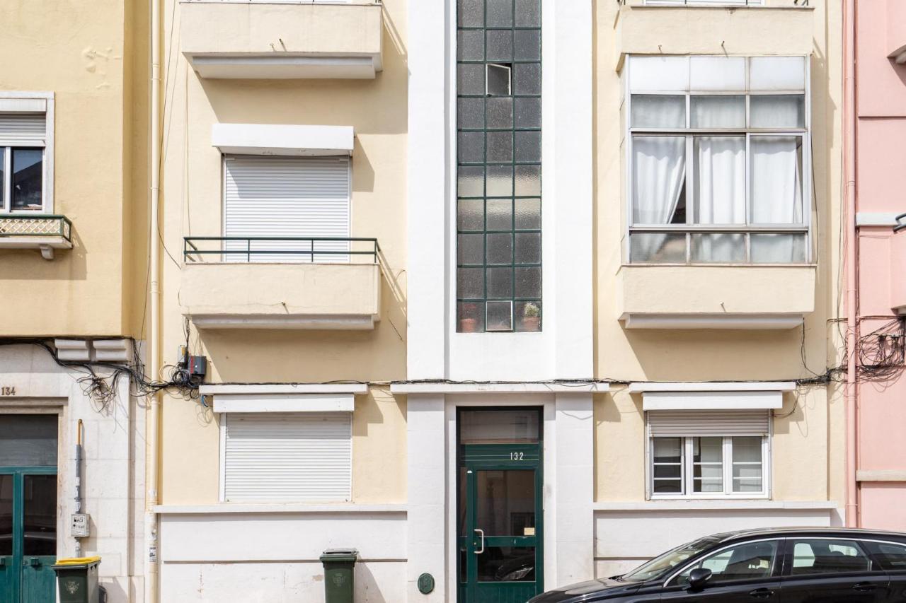 Akicity Sete Rios Iris Apartamento