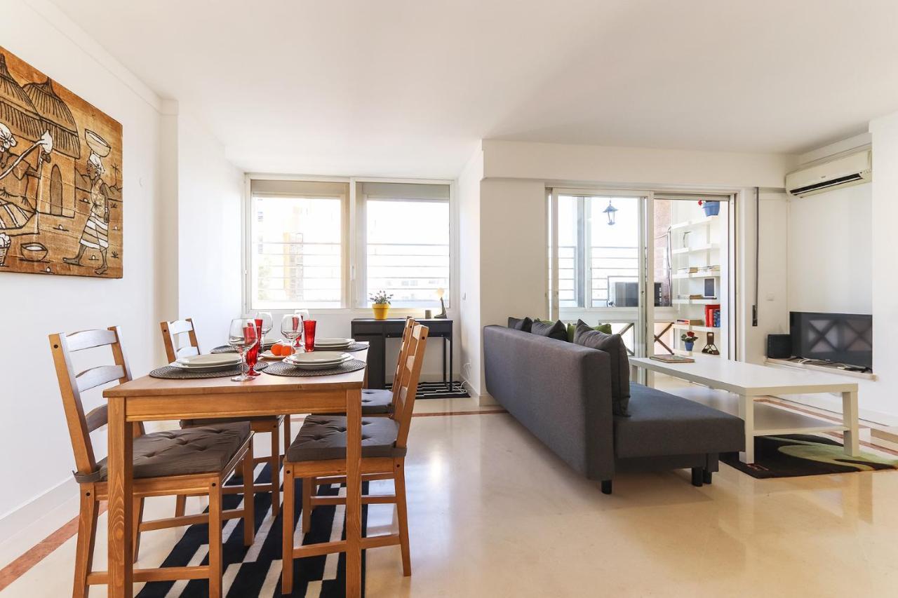 Apartment Flower 360º - Your Lovely Flat With Pool And Parking