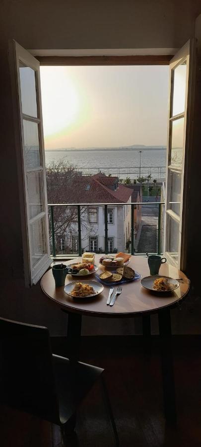 Xavier - Alfama River View *