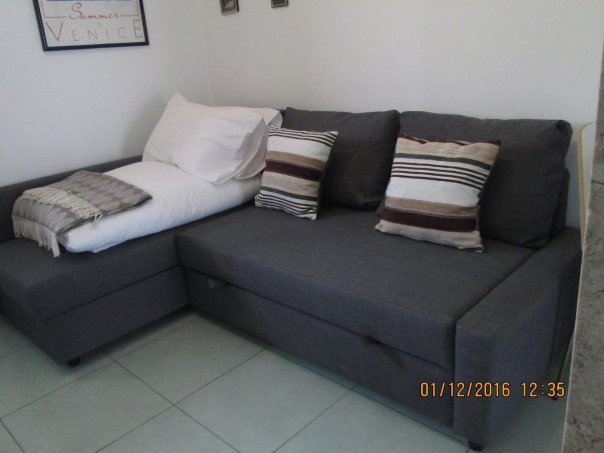 Praca Do Chile Apartment Lisbon