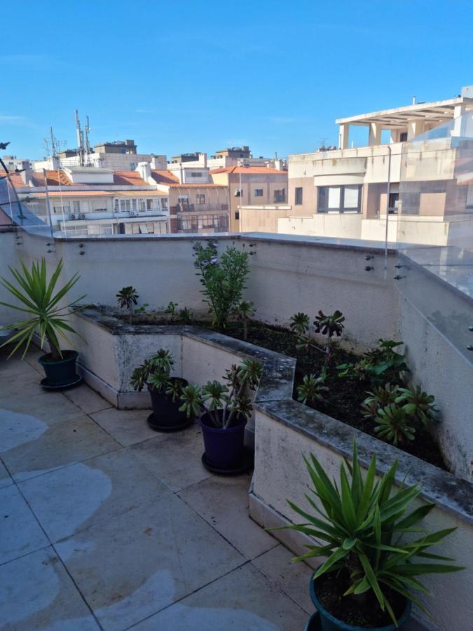 Espaçoso Apartamento Junto Ao Metro Lisboa